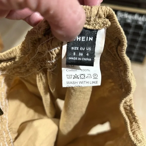 SHEIN Tan High Waist Shorts with Elastic Waistband - Picture 3 of 3